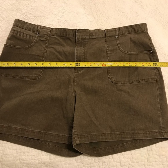 C&B brown jeans shorts (22W) - Picture 8 of 10